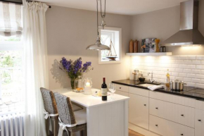 Отель von-Deska-Countryhouses-Offiziers-Apartment  Ниблум